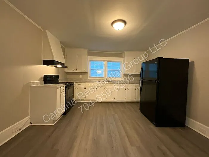 1034 Ridge Ave — Photo 6