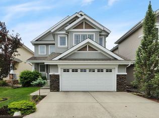 4231 Savaryn Dr SW, Edmonton, AB T6X 1N8