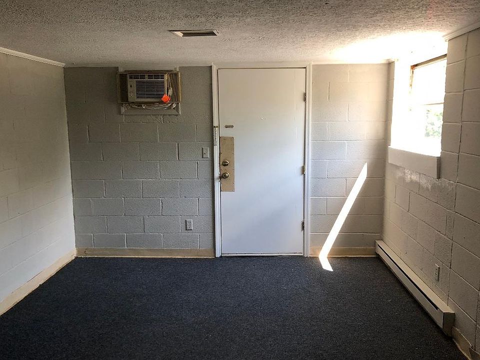 2nd image of 714 W Main St