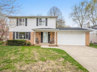 2941 Pebble Creek Dr, Ann Arbor, MI 48108