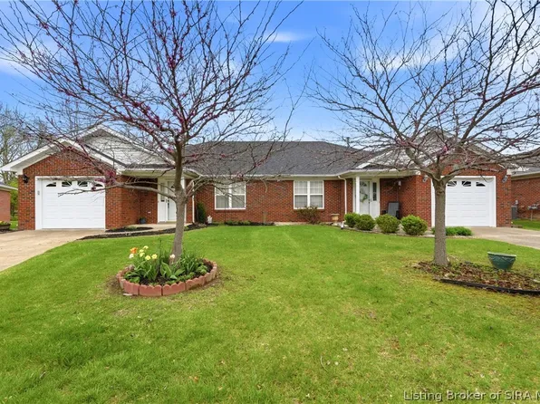 2414 Trinity Run Court, New Albany, IN 47150