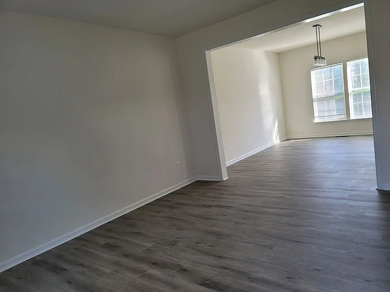 1808 Whispering Meadow Ct — Photo 24