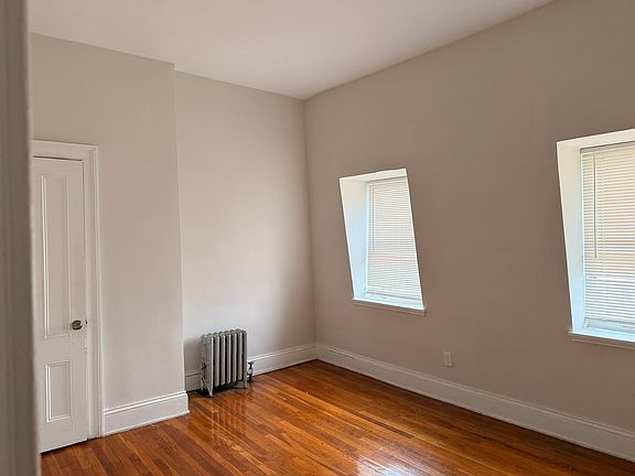 3rd image of 355 Plainfield Ave #6A