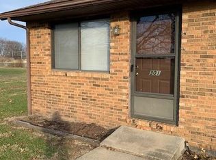 301 Southgate Dr, Freeburg, IL