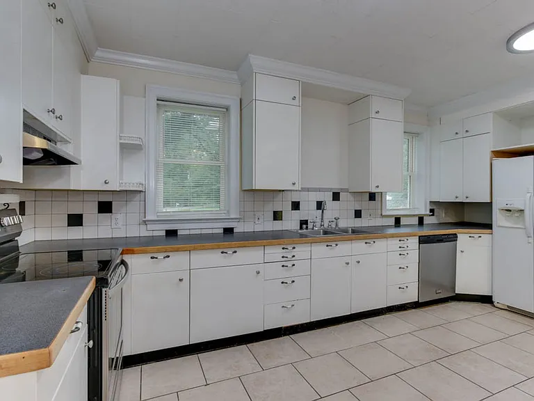 1302 Dare Rd — Photo 19