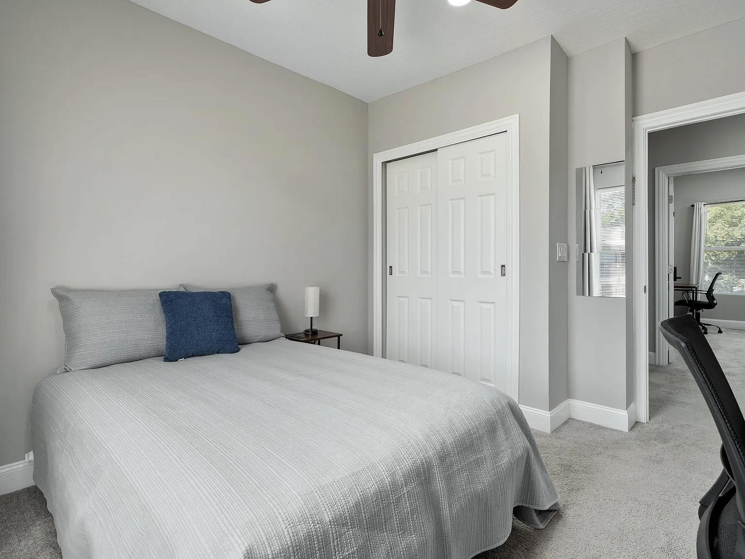 4 bed, 3.0 bath, 1806 sqft, $1,070 — Photo 1