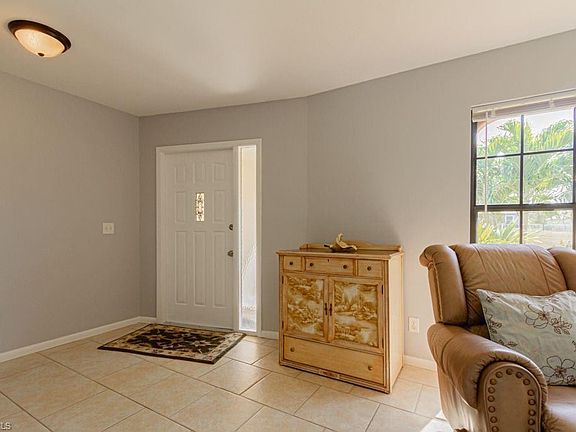 4th image of 1411 SW 43rd Ln