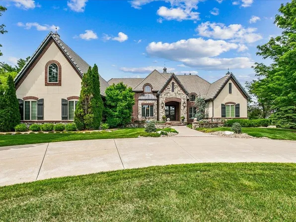 224 E Cedar Ridge Ct, Andover, KS 67002