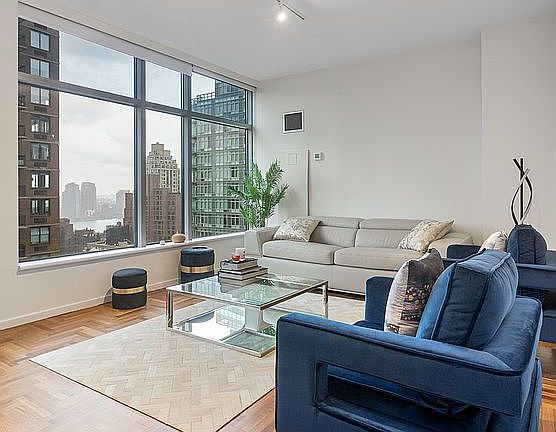 2nd image of 250 E 54th St APT 26E