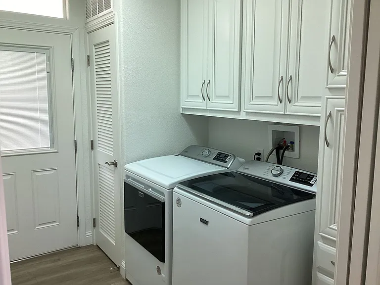 2435 Felt St #107 — Photo 22