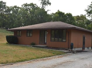 102 Green Knls, Melrose, IA 52569