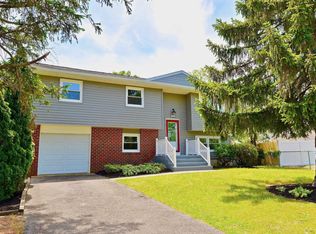 125 Queen Ann Rd, Brick, NJ 08723