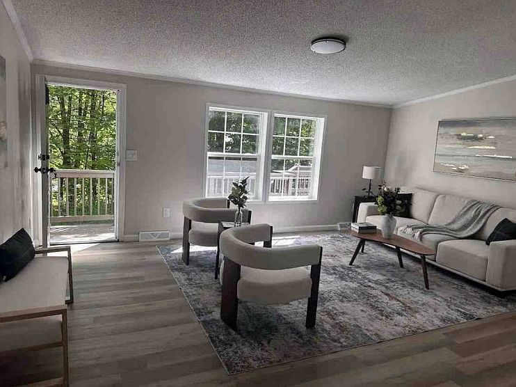 2nd image of 10 Gardner Falls Rd #1A