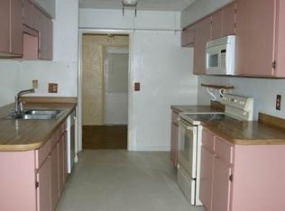 318 Honeymoon St NE, Lake Placid, FL 33852