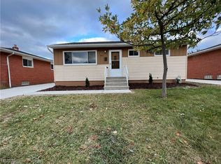 5727 Defiance Ave, Brookpark, OH 44142