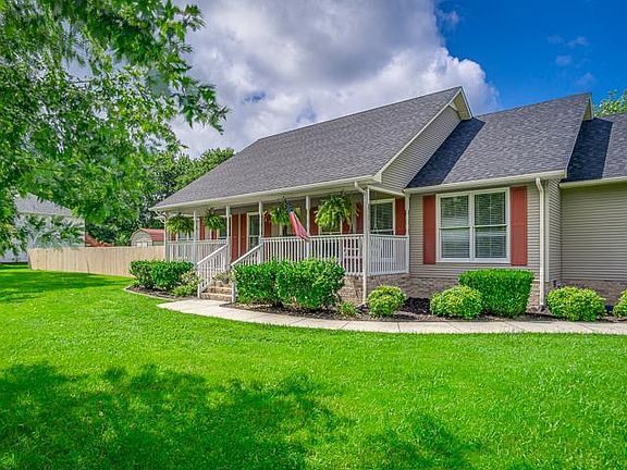 3rd image of 2705 Churchill Dr