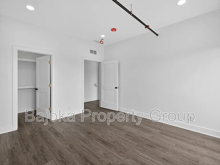 413 W Nine Mile Rd #415 — Photo 18