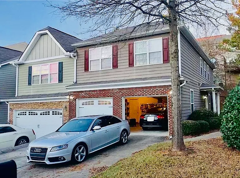 1688 Tailmore Ln — Photo 1