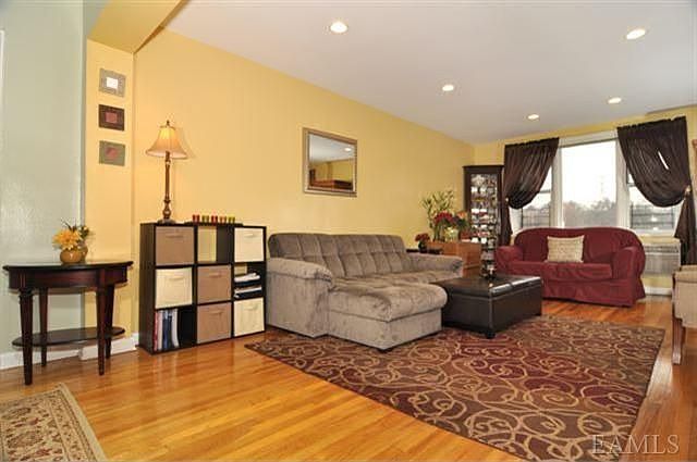 1st image of 2 Sadore Ln APT 7O