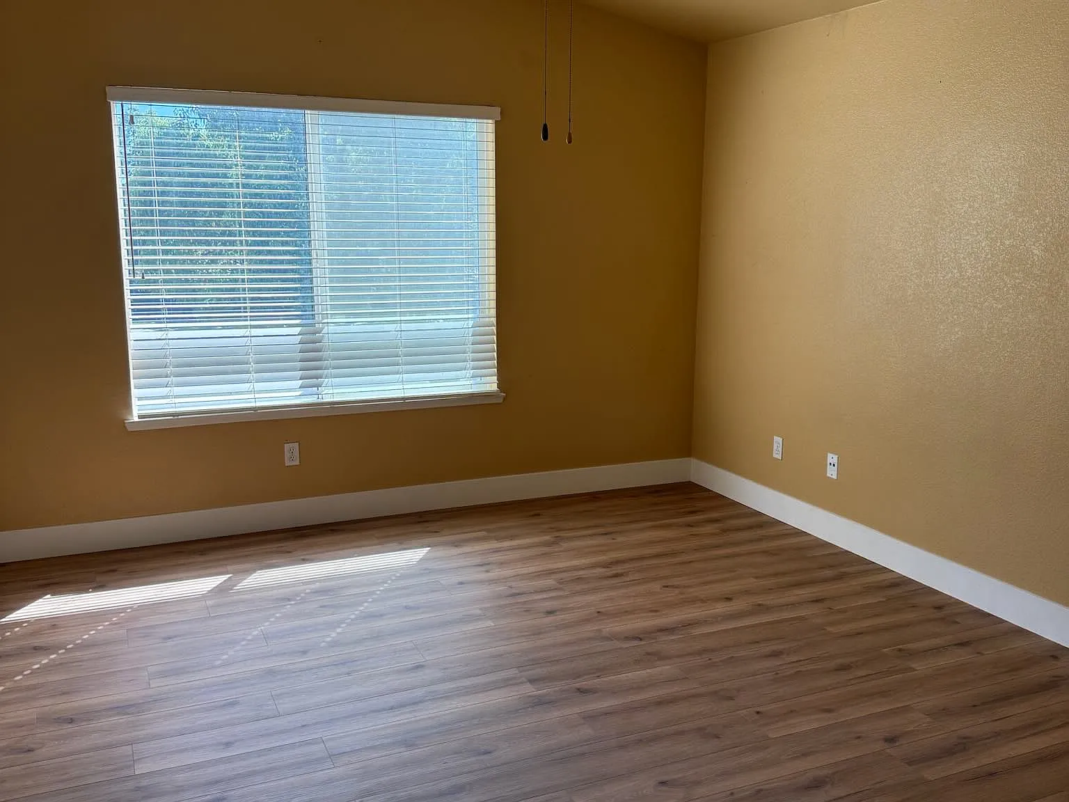 4 bed, 2.5 bath, 2065 sqft, $2,775 — Photo 1