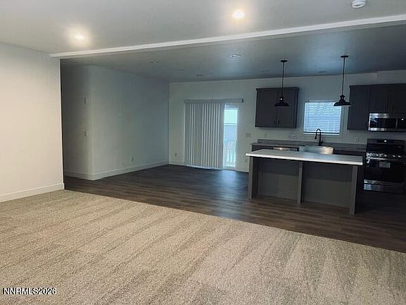 4th image of 5366 Carol Dr