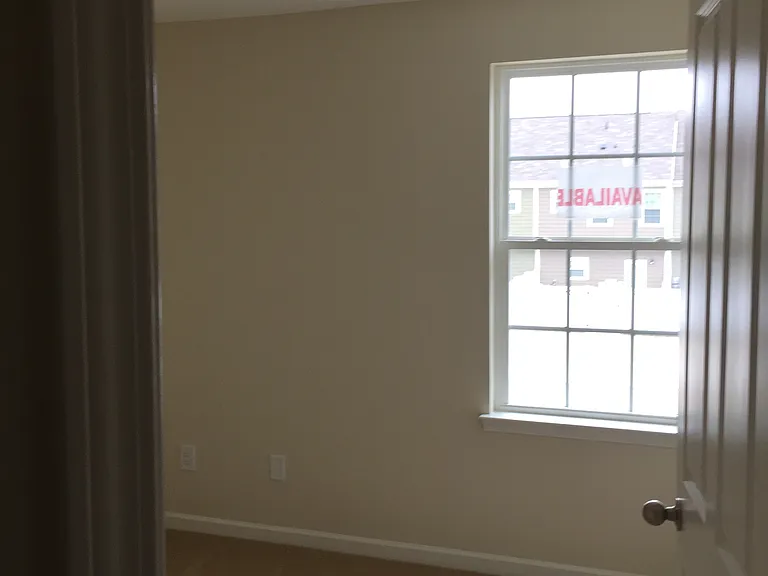 302 Oldbury Ln — Photo 11
