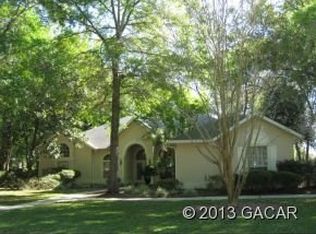 1811 SW 85th Dr, Gainesville, FL 32607