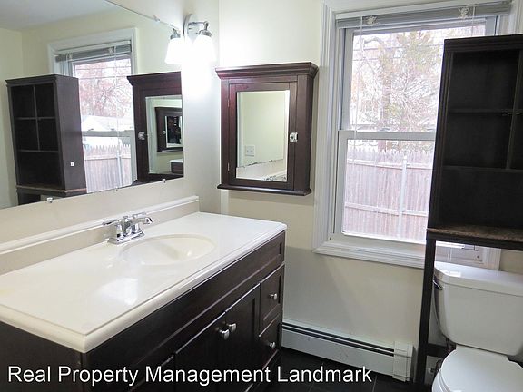 4th image of 20 Cambridge Ave #1
