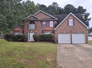 858 Deshon Creek Dr, Lithonia, GA 30058