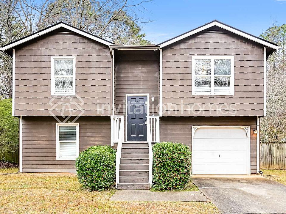 1st image of 1616 Picadilly Ct NE