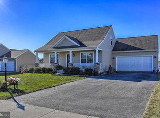 193 W Imperial Dr, Aspers, PA 17304