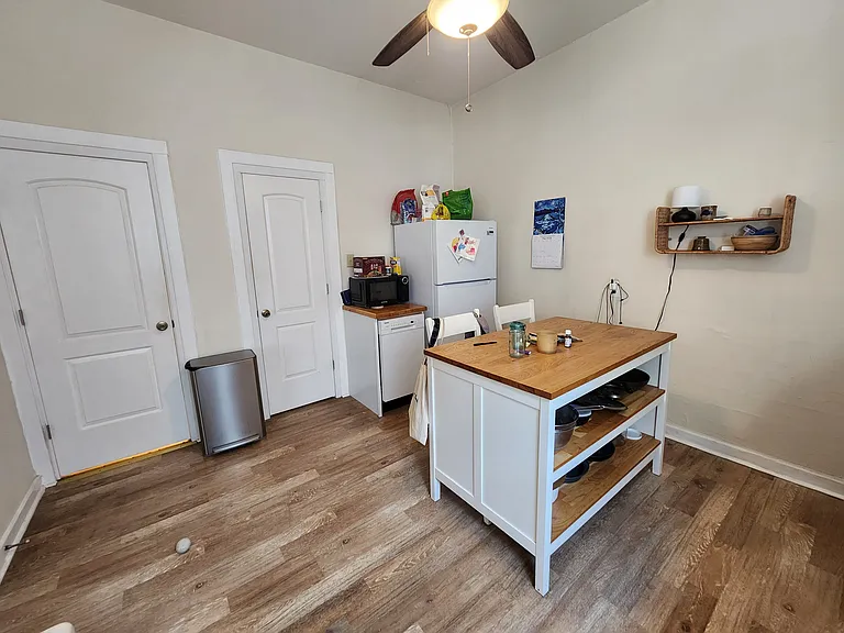 1048 N Marshfield Ave #1R — Photo 6