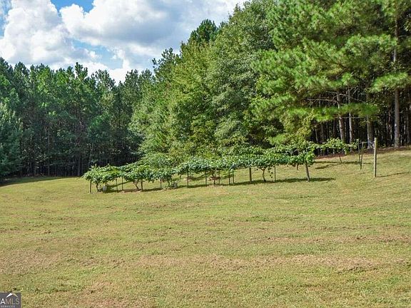 4th image of 3616 Thompson Mill Rd