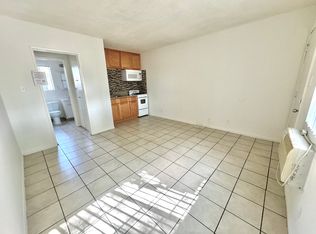 11130 Victory Blvd APT 1, North Hollywood, CA 91606