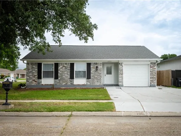 2725 Fairfield Ave, Gretna, LA 70056