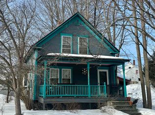 8 Reed St, Springvale, ME 04083