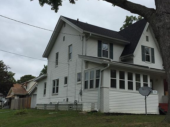 2nd image of 1639 Falls Ave