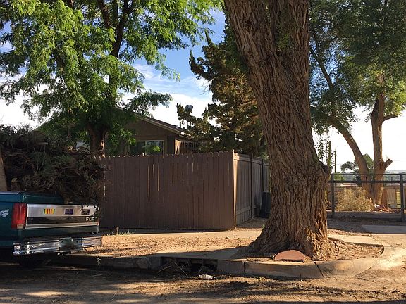 3rd image of 533 W Corona Ave