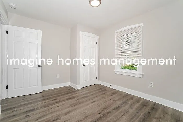 1008 8th Ave — Photo 6