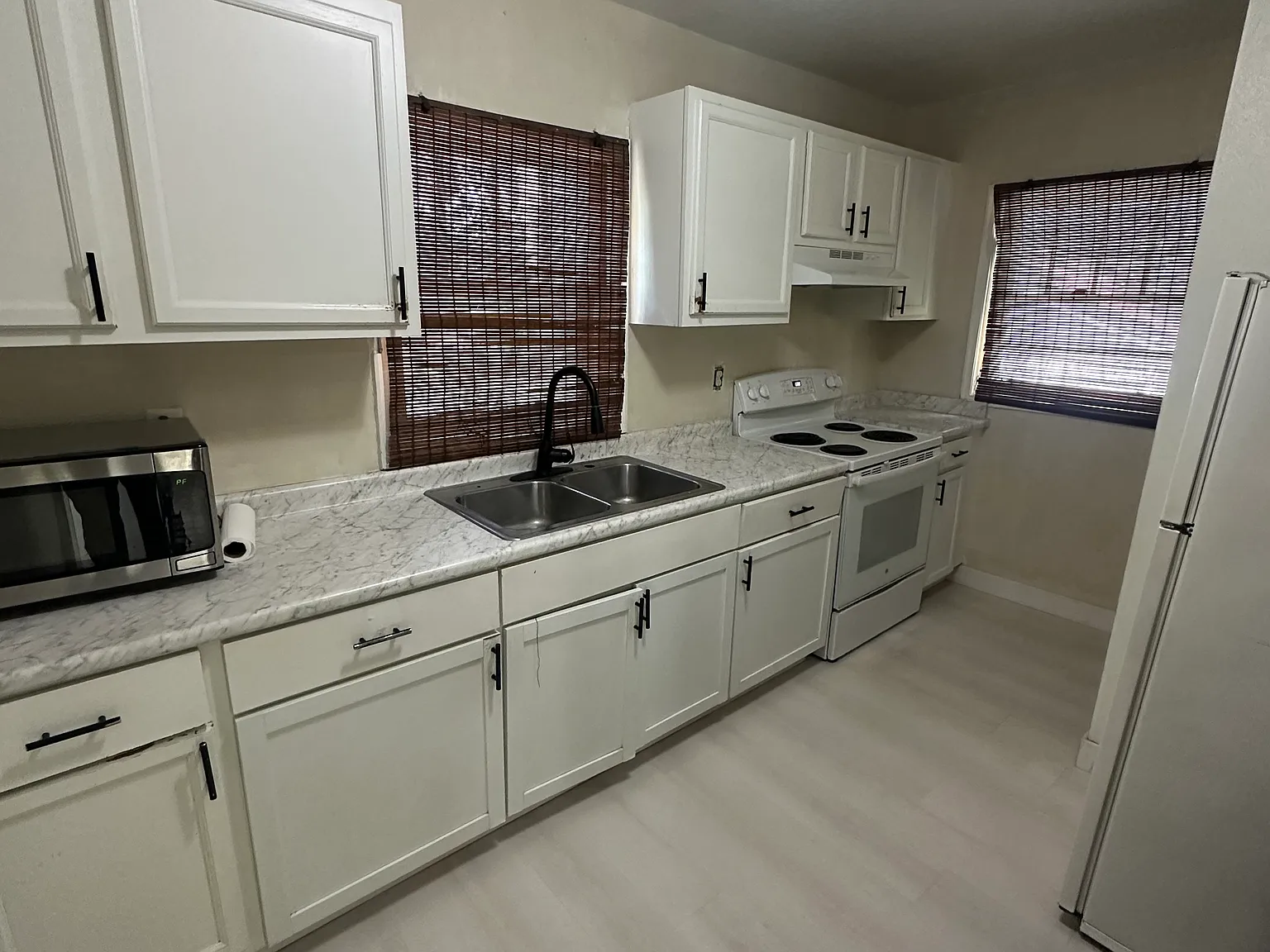 3 bed, 1216 sqft, $1,750 — Photo 3