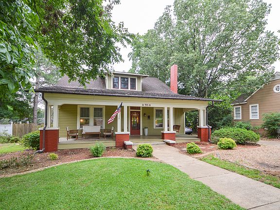 2nd image of 311 Greensboro St