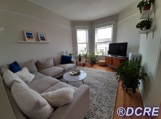 3743 N Magnolia Ave APT 3R, Chicago, IL 60613