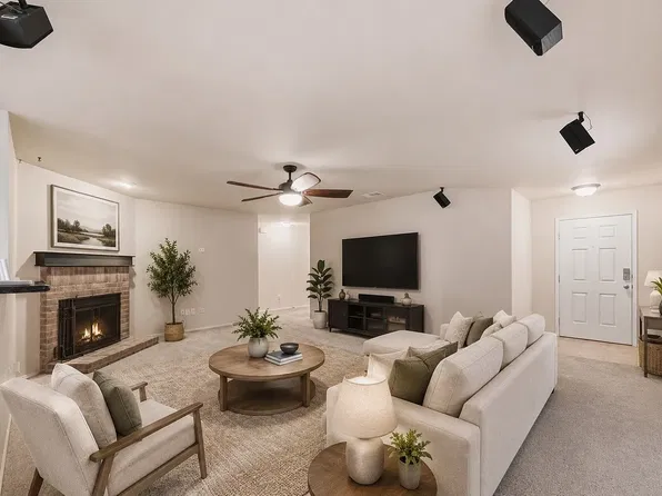 322 Laurel Ln, Fate, TX 75087