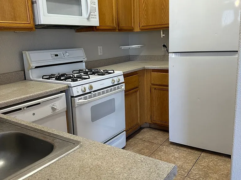 4730 E Craig Rd #2142 — Photo 20