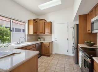 2199 E Jonquil St, Oro Valley, AZ 85755