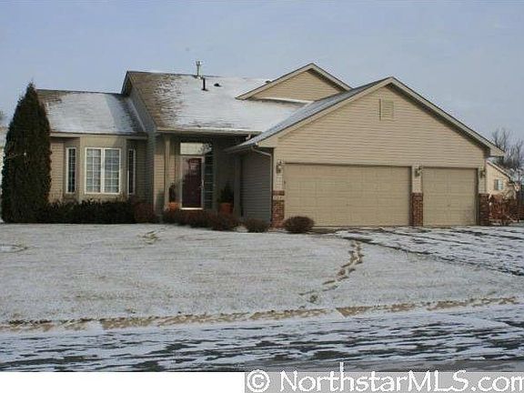 Home for Sale in Lakeville, MN $279,000