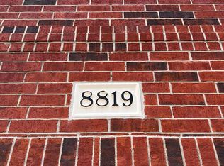 8819 Saratoga Dr, Sugar Land, TX 77479
