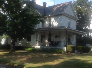 334 Lisbon St, Columbiana, OH 44408