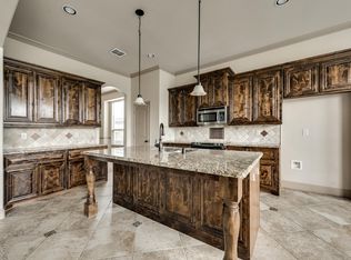 3023 Marble Falls Dr, Forney, TX 75126