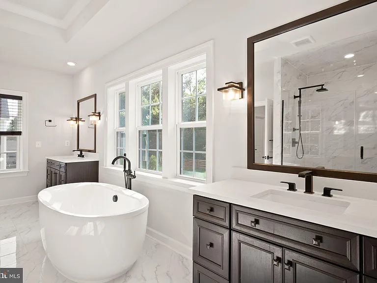 23297 Hastings Ridge Ct — Photo 53